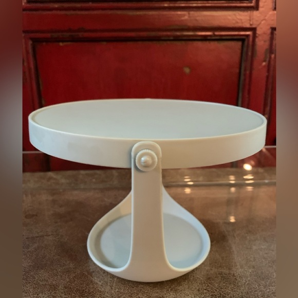 Vanity Mirror with Stand - Picture 2 of 7